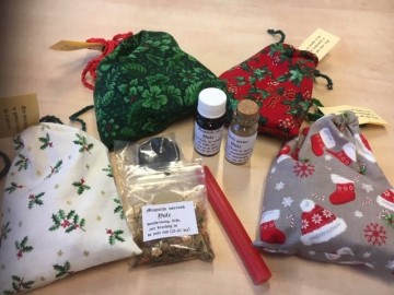 Mini witchkit yule